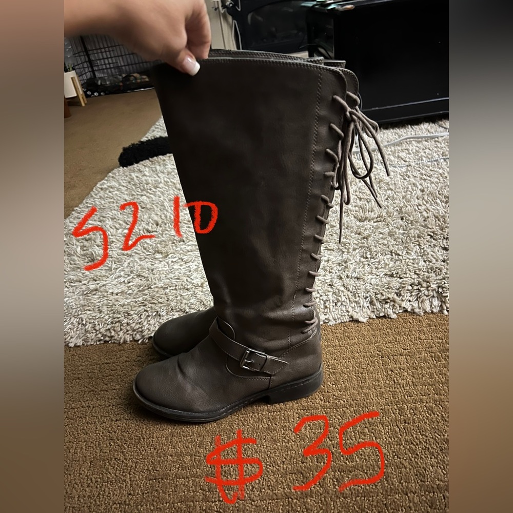 Gray womens Eurosoft boots size 10